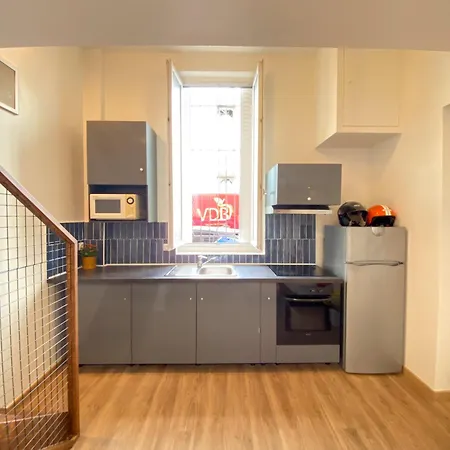 Cozy Bright Double Mezzanines Near Paris Apartment *